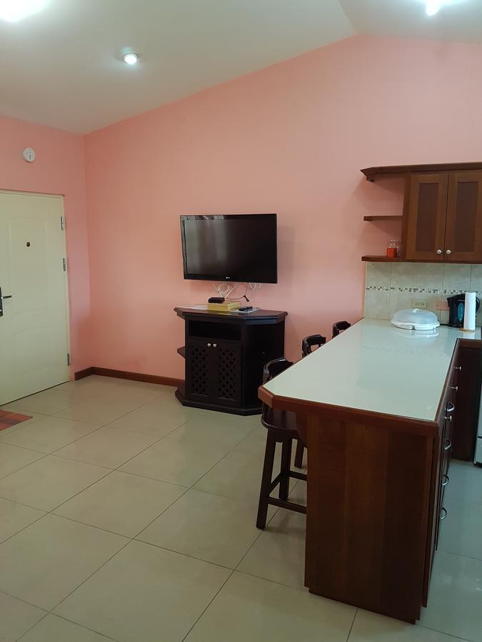 Piarco Village Suites Exterior foto